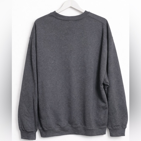 Gray Sweatshirt with Pink Lips Graphic - Picture 2 of 2